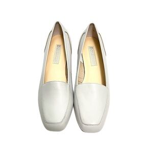 Vintage 1990s deadstock gray leather conservative slip on loafers